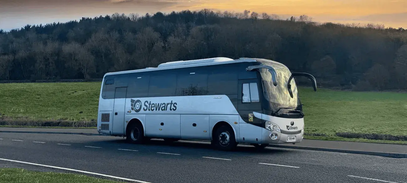 Stewarts coach on road